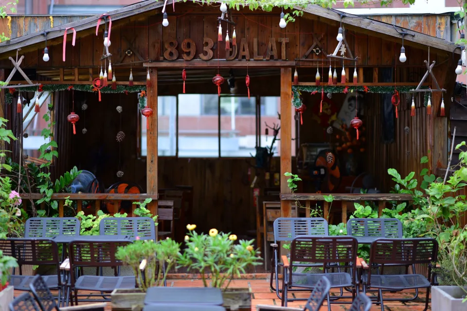 Phòng tắm sạch sẽ